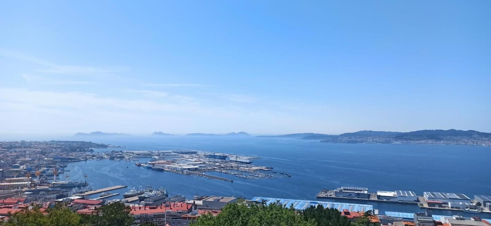 Azale Vigo Apartment ภายนอก รูปภาพ